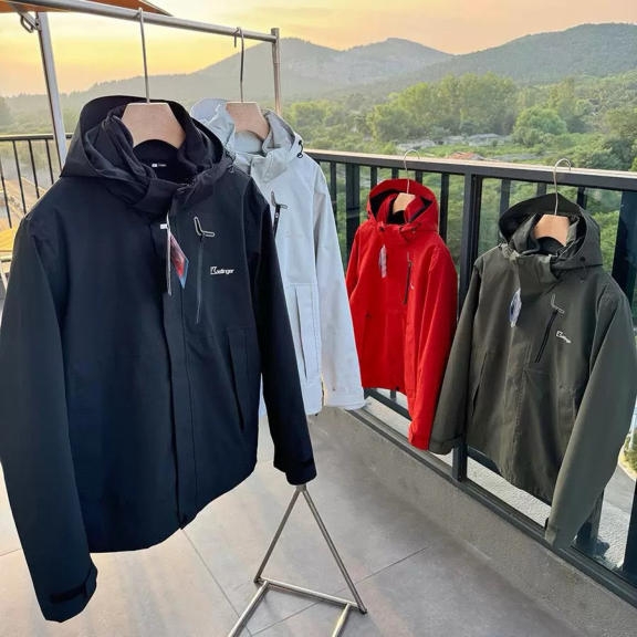 Men's Jacket Lot – Khaki Outdoor Shell - Image 11