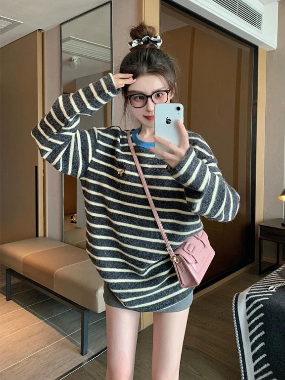 Women's Long T-Shirt