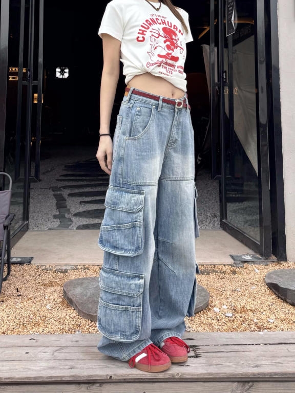 Women's Jeans Lot – Graffiti Print - Image 6
