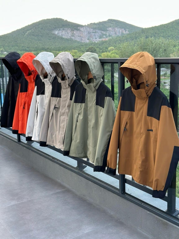 Men's Jacket Lot – Khaki Outdoor Shell - Image 10
