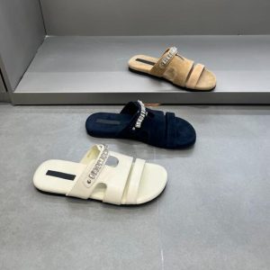 Adult Slippers Mixed Lot Wholesale - Lot 01